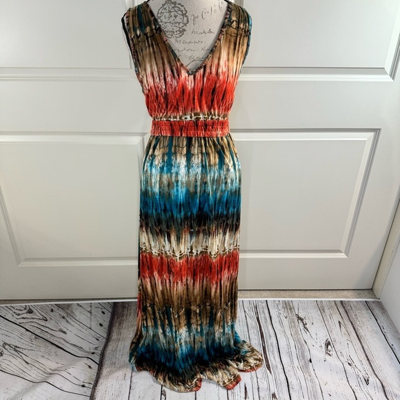 Romeo & Juliet Couture Dresses & Skirts - Romeo & Juliet Couture Elegant Multicolor Maxi Dress Medium
